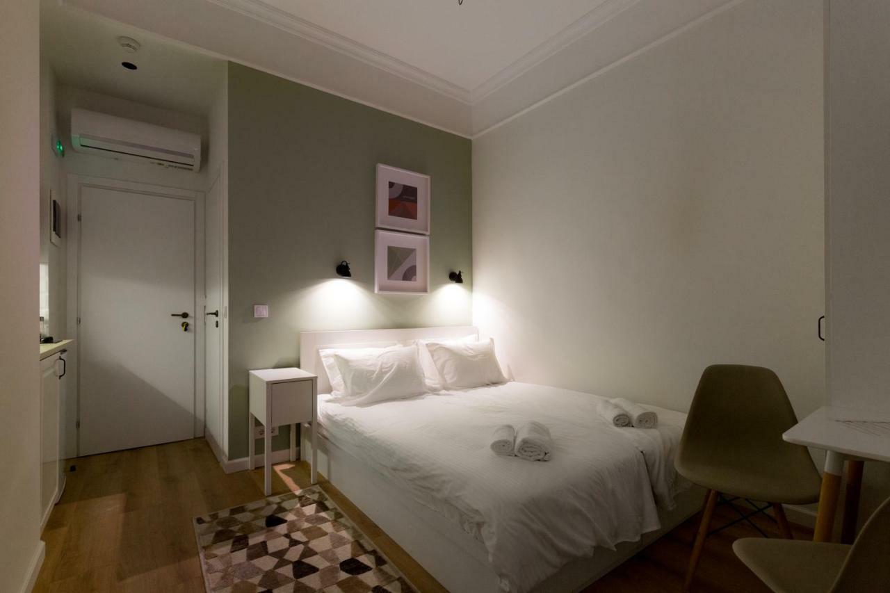 Apartment Dinostratus House *